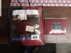 lot 20 image: NEW 3-Piece FullQueen Comforter Set & NEW Full Size Sheet Set