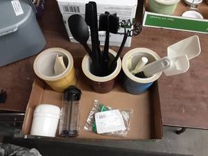 lot 29 image: Pampered Chef, 3-Crocks (Stoneware With Liners), Utensils