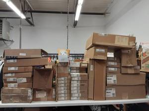 lot 50 image: Large Lot Of Assorted Chief TV & Computer Mounting Brackets (50 Pieces HB 295 Project Mount $176.00)