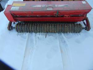 lot 94 image: 5 Brillion CultipackerSeeder