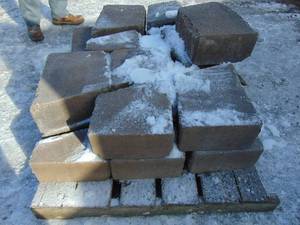 lot 6 image: Lot of Retaining Wall Block