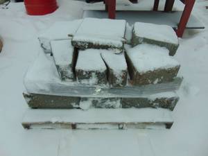 lot 9 image: Lot of Retaining Wall Block