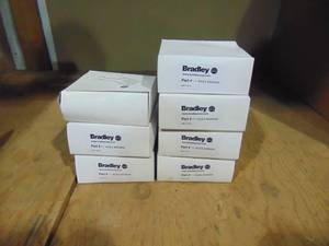 lot 79 image: (7) NIB Bradley Bradex Towel Ring