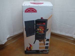 lot 17 image: LANDMANN USA Smoky Mountain 43-in H x 21-in W Charcoal Vertical Smoker