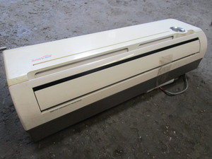 lot 512 image: AMERIC AIRE SPLIT TYPE INDOOR AIR CONDITIONER UNIT