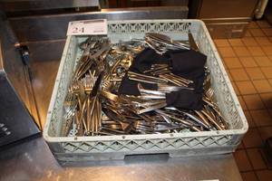 lot 24 image: Kitchen Forks, Knifes