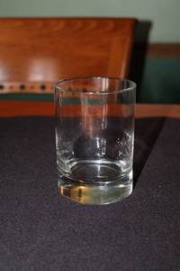 lot 60 image: Lot of (22) Tumbler Glass 4in.