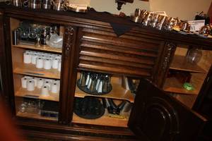 lot 82 image: Salt & Pepper, Glasses, Stainless Steel Bowls, Kitchen Paper Rolls, Glass Carafes, Table Candles