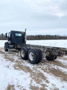 2005 Volvo Cab and Chassis