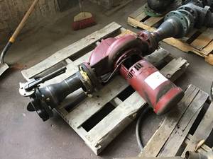 lot 5 image: ARMSTRONG 4X4X8 4380 7.5HP, 1800 RPM - Valve