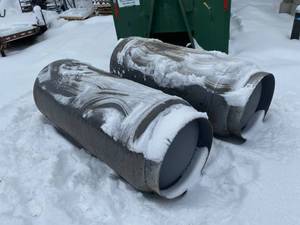 lot 14 image: Lot of 2 tanks