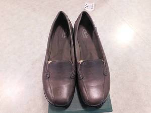 lot 141 image: Shoes