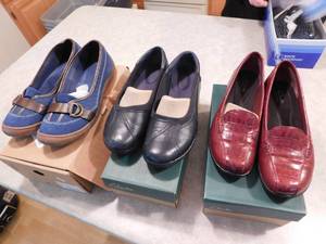 lot 155 image: Shoes