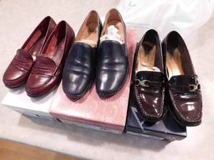 lot 158 image: Shoes