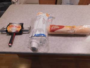 lot 177 image: Painting Supplies