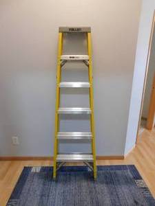 lot 184 image: Ladder
