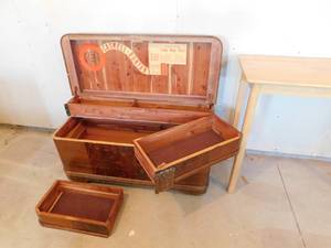 lot 38 image: Cedar Chest