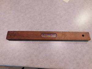lot 230 image: Vintage Level