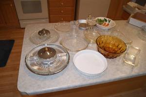 lot 64 image: Miscellaneous Dishes
