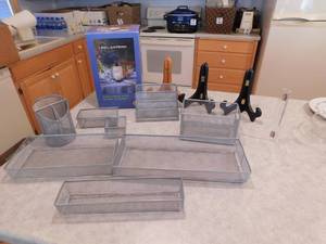 lot 99 image: Lot of Misc. Items