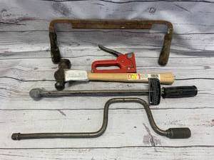 lot 39 image: Vintage Tool Lot