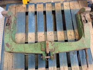 lot 55 image: Quick Connect 3 Point Universal Hitch