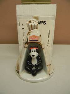 lot 2 image: HAMMS BEER LIMITED EDITION TO 1000 SETS (TEEPEE) SALT & PEPPER SHAKERS - IN BOX - SEE PICTURES