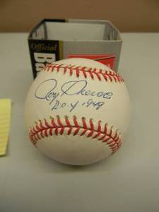 lot 28 image: ROY SIEVERS SIGNED - ROY SIEVERS ROY 1949 Autographed Signed Baseball - VERY NICE - RARE - SEE PICTURES