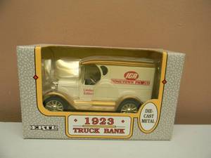 lot 52 image: Ertl IGA 1923 Chevrolet Truck Bank Diecast 125 SCALE - LIMITED EDITION - NEW IN BOX - SEE PICTURES
