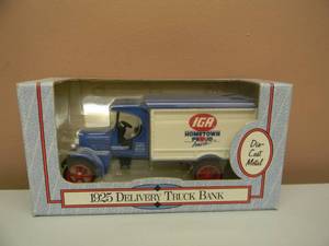 lot 53 image: ERTL IGA 130 SCALE IGA Hometown Proud AMERICA 1925 DELIVERY Truck Bank - LIMITED EDITION - NEW IN BOX - SEE PICTURES