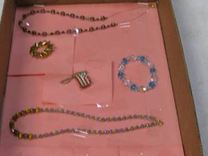 lot 3 image: Fine Jewelry