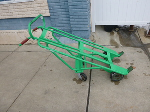 lot 5 image: Valley Craft EZY-Roll Steel Drum Truck with Break