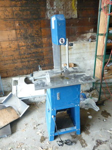 lot 9 image: Northern Industrial Electric 10 Meat SawGrinder