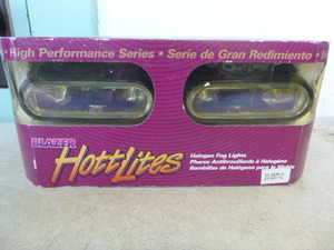 lot 38 image: Blazer Hott Lites Halogen Fog Lights