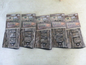 lot 99 image: 5 Mossy Oak Neoprene Buttstock Shotgun Shell Holders