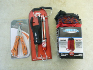lot 110 image: Fishing Items