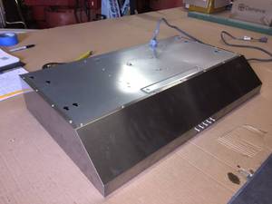 lot 10 image: New Stainless steel hood vent