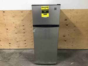lot 4 image: RCA 7.5 cu. ft. Mini Fridge with Stainless Look
