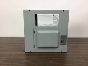 lot 45 image: General Electric PowerMark Gold 125 Amp 8-Space 16-Circuit Indoor Main Lug Circuit Breaker Panel