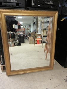 HIGH QUALITY MIRROR WITH GOLD FRAME