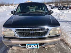 1998 Ford Explorer 4x4 -No Reserve-
