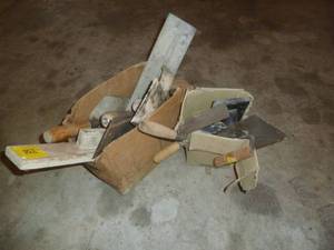 lot 39 image: Mason Trowels