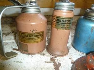lot 78 image: Golden Rod Oil Cans