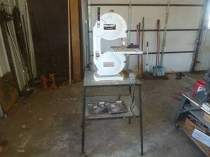 lot 105 image: Tool Shop Power Band Saw