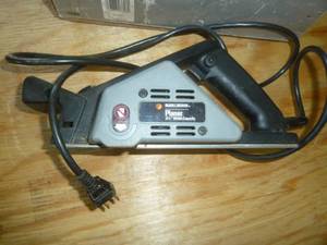 lot 128 image: Black & Decker Wood Planer