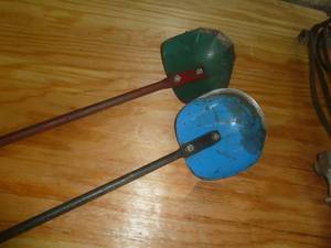 lot 143 image: Antique Ice Spoons