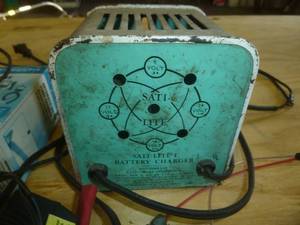 lot 147 image: Battery Chargers