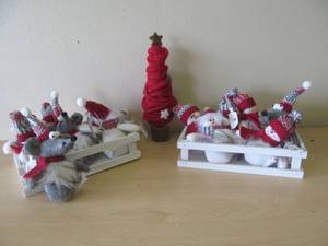 Season greetings gift toppers