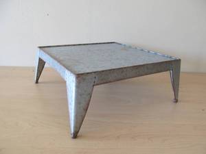 Evergreen co. display stand