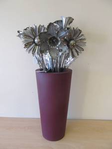 Cape Craftsman steel flowers